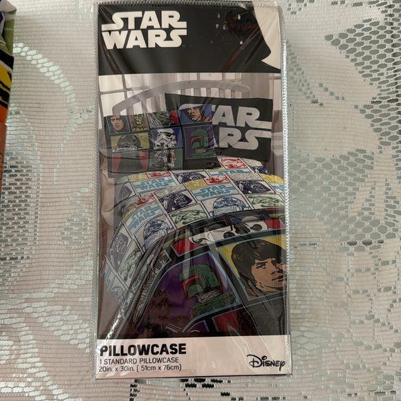 Star Wars Classic 3 Piece Twin Sheet Set & Extra Pillowcase - Picture 11 of 12